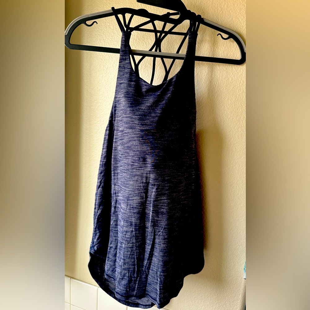 Lululemon built in bra top. Size 6